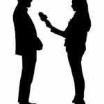 Reporter Giving Interview Silhouette PNG Transparent SVG Vector